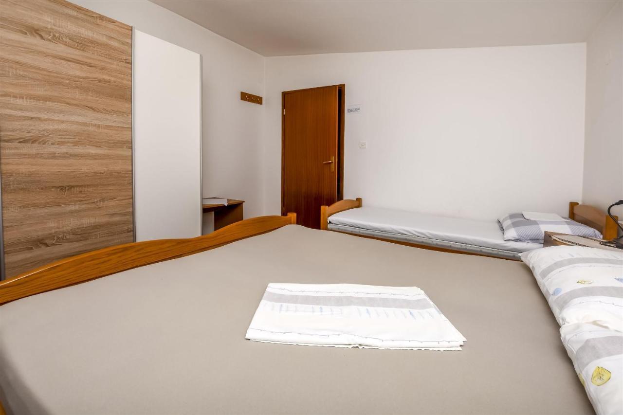 Apartment Kucinic Rogoznica  Exteriér fotografie